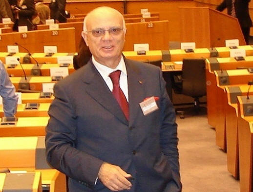 In tanti per lultimo saluto a Franco Rizzo